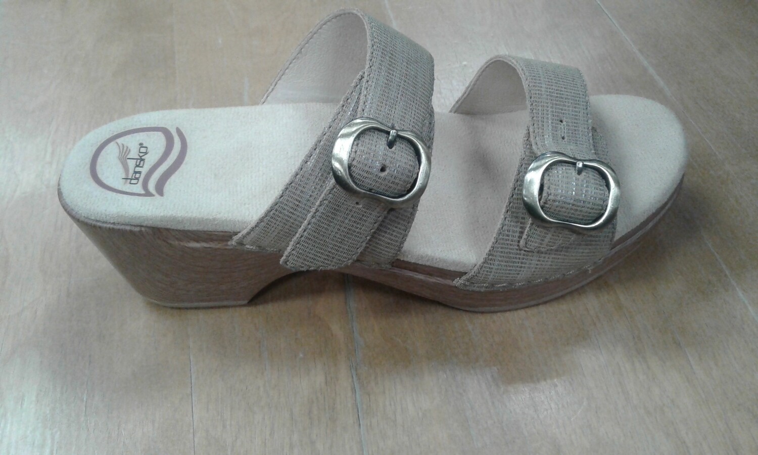 Sophie Tan Metallic
