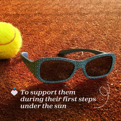 CHICCO ОЧИЛА ЗА СОНЦЕ ЗА МОМЧЕ 12М+