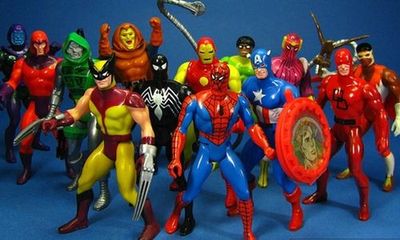 ФИГУРИ СУПЕРХЕРОИ