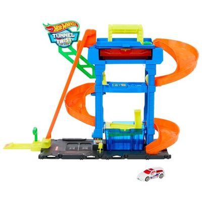 Hot Wheels Tunnel Twist Car Wash