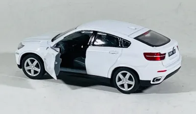 KINSMART BMW X6 1:38 white