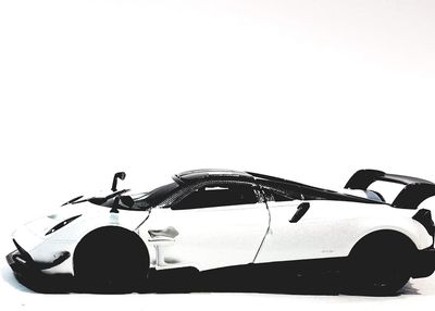 KINSMART 2016 Pagani Huayra BC 1:38 white