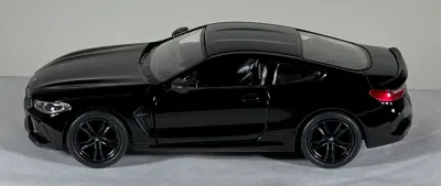 KINSMART BMW M8 Competition Coupe 1:38 black
