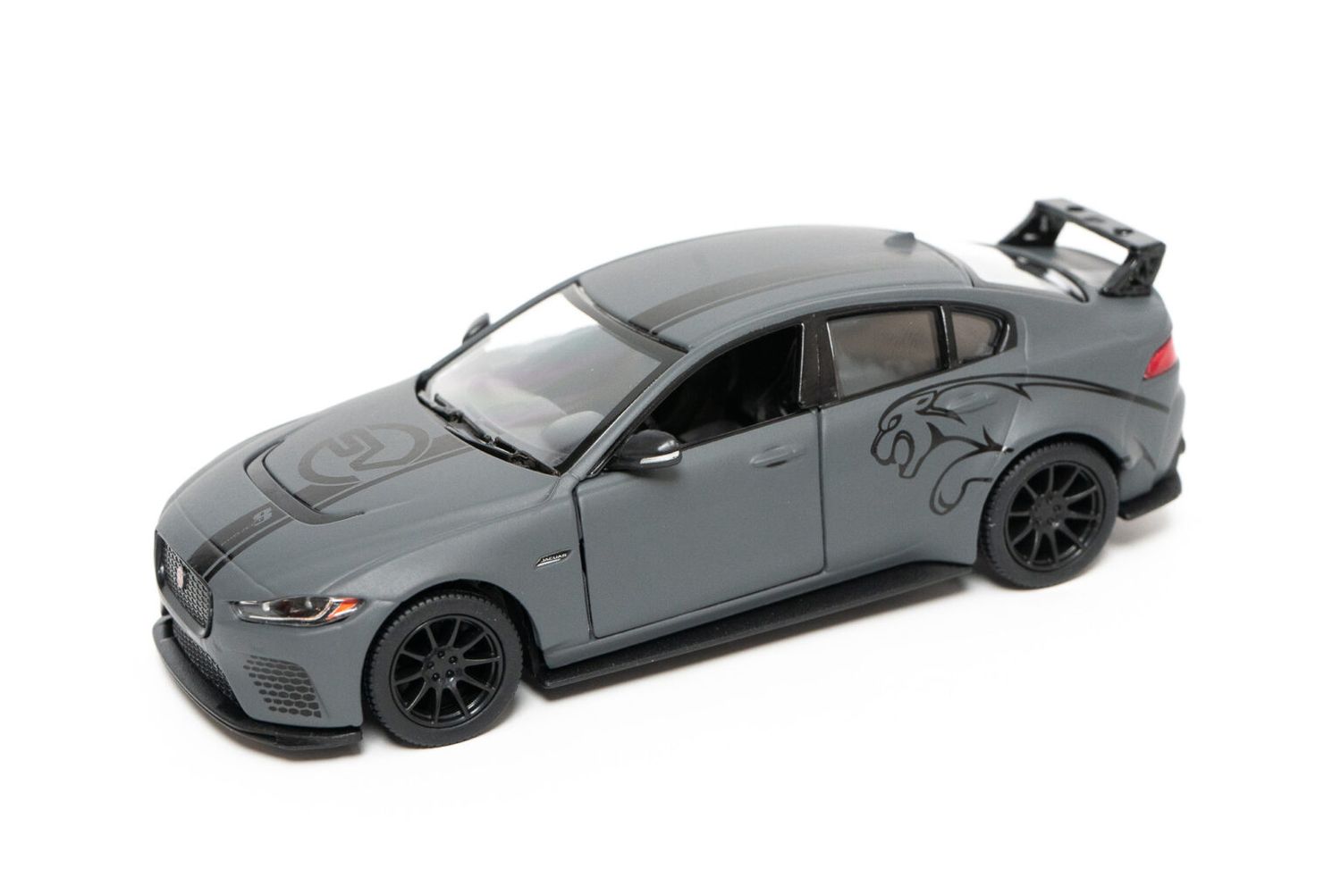 KINSMART Jaguar XE SV Project 8 with printing 1:38 grey