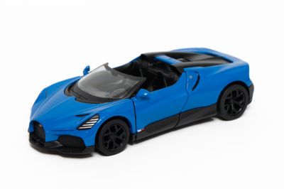 KINSMART Bugatti Mistral 1:36 Blue