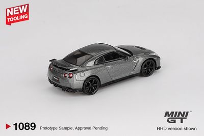1:64 Nissan GT-R NISMO R35 CRS Version, Dark Metal Gray, 2013 (RHD) - MINI GT