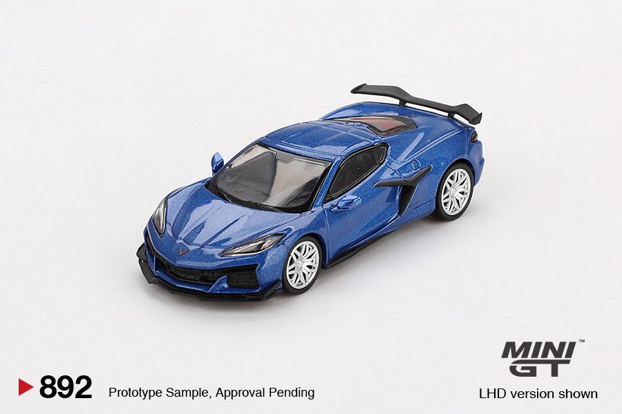 1:64 Chevrolet Corvette C8 Z06 2023 Elkhart Lake Blue Metallic 2023 (LHD) - MINI GT