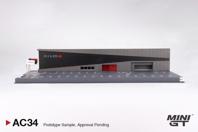 1:64 Diorama: NISSAN MOTORSPORTS &amp; CUSTOMIZING CO.,LTD. NISMO OPERATION CENTER 2024 - MINI GT