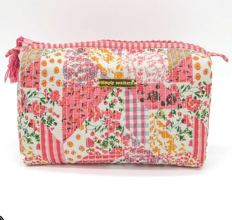 Mary Quilted Cosmo Bag