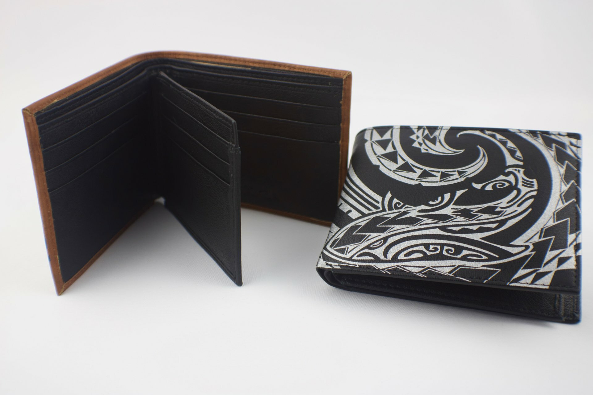 NA KOA Flip Leather Wallet