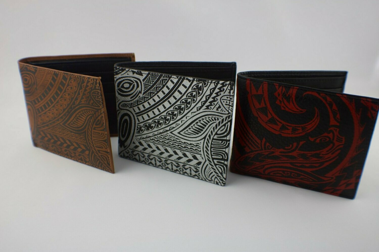 NA KOA Bifold Leather Wallet