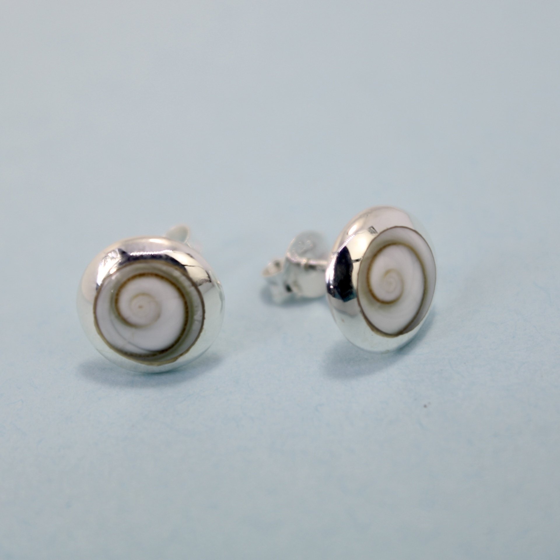 Silver Shiva Eye Shell Round Stud Earrings