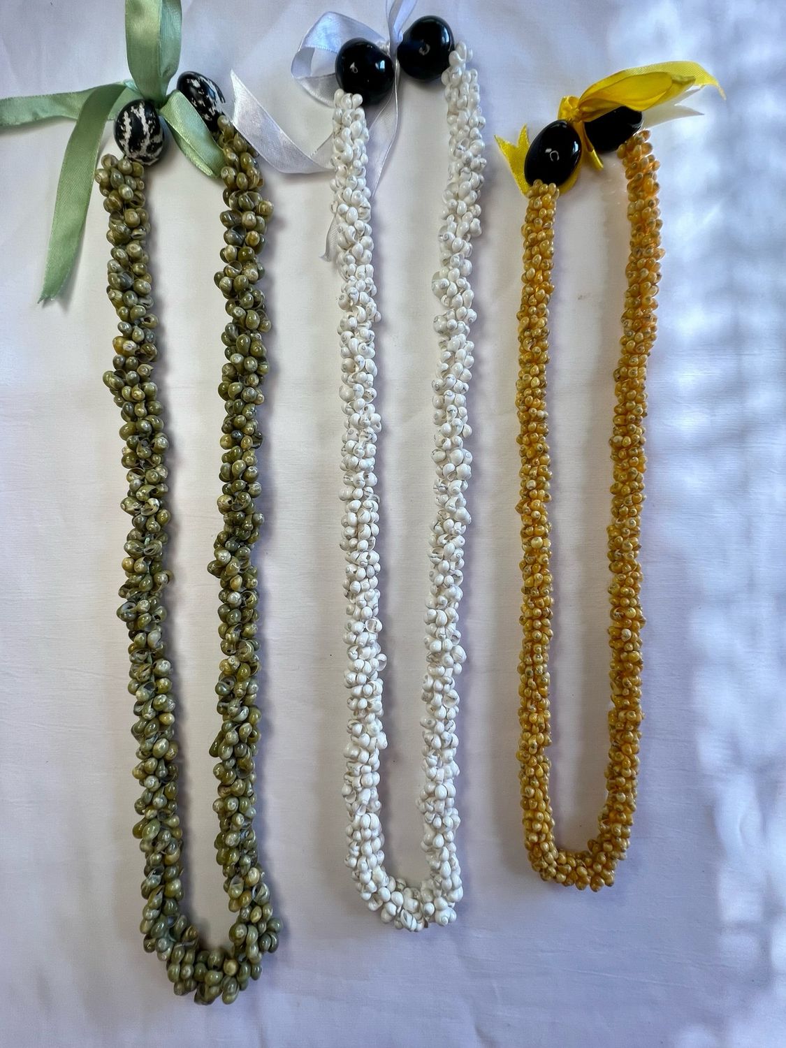 Hawaiian Mongo Shell Lei  Necklace (3 Colors)