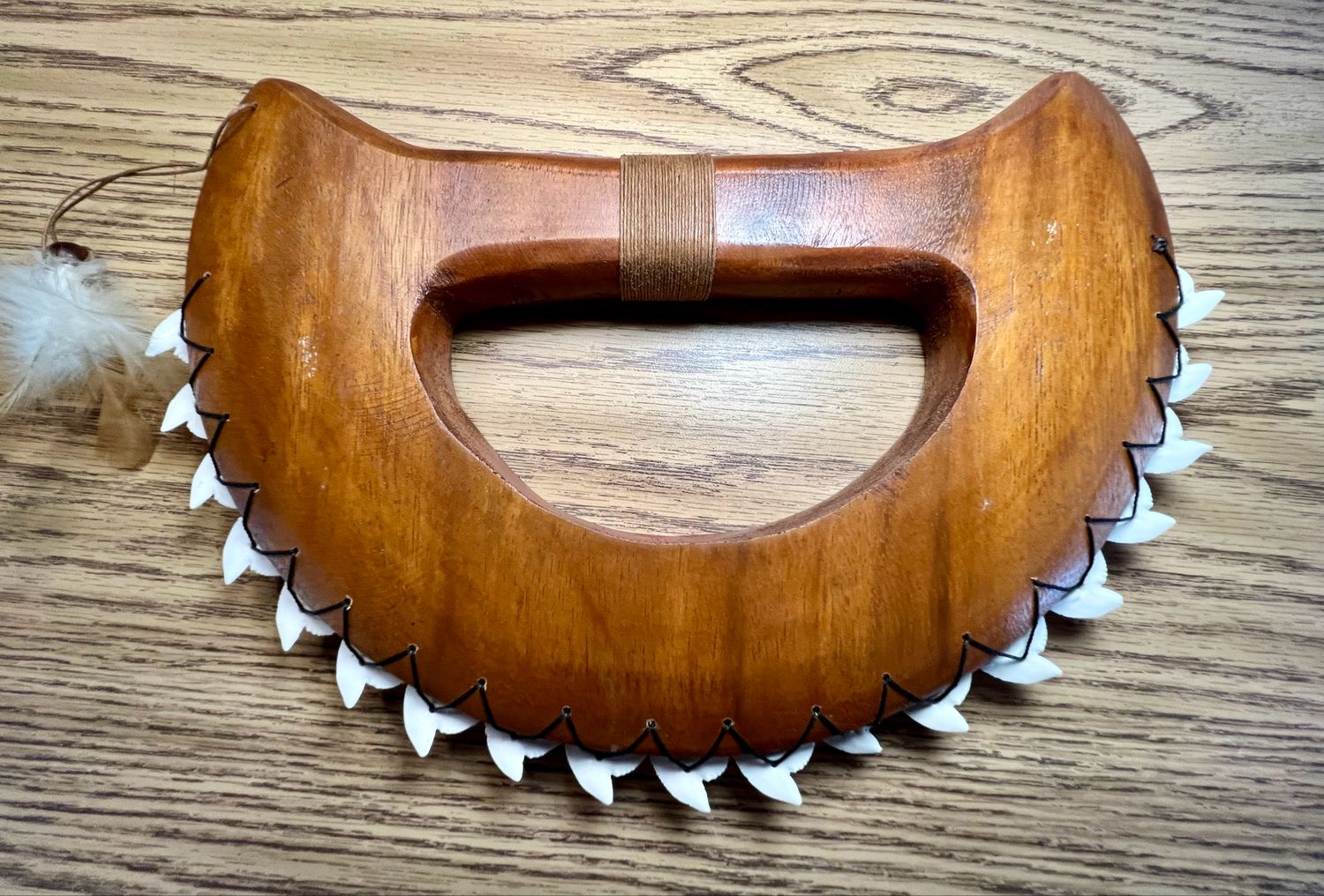 Hawaiian Polynesian Handmade Weapon (Knuckle Duster) with Shark Teeth 12"