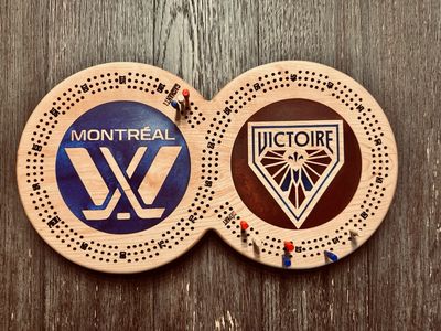 Montreal Victoire Cribbage Board