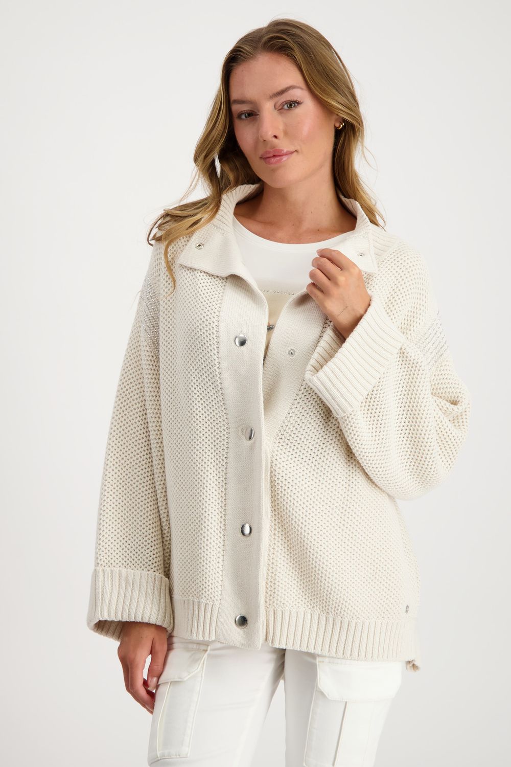 807921 l beige