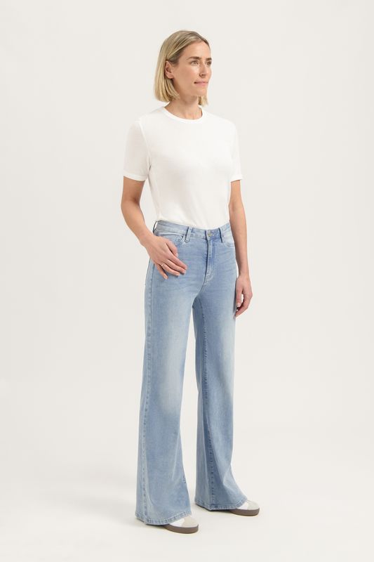 CR0029 jeans