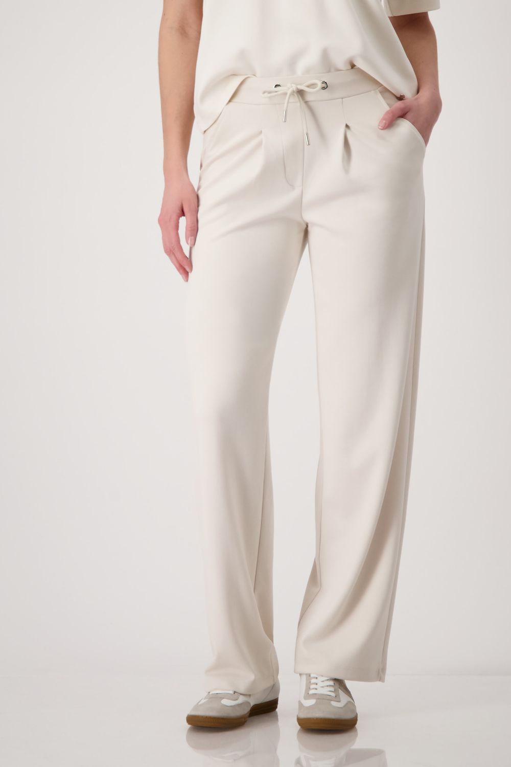 409899 l beige