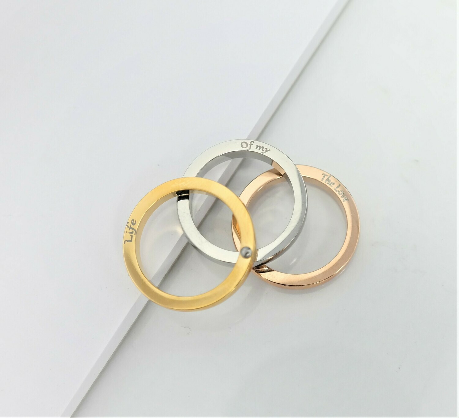 Fabuleuse bague articulée trois anneaux trois couleurs avec personnalisation