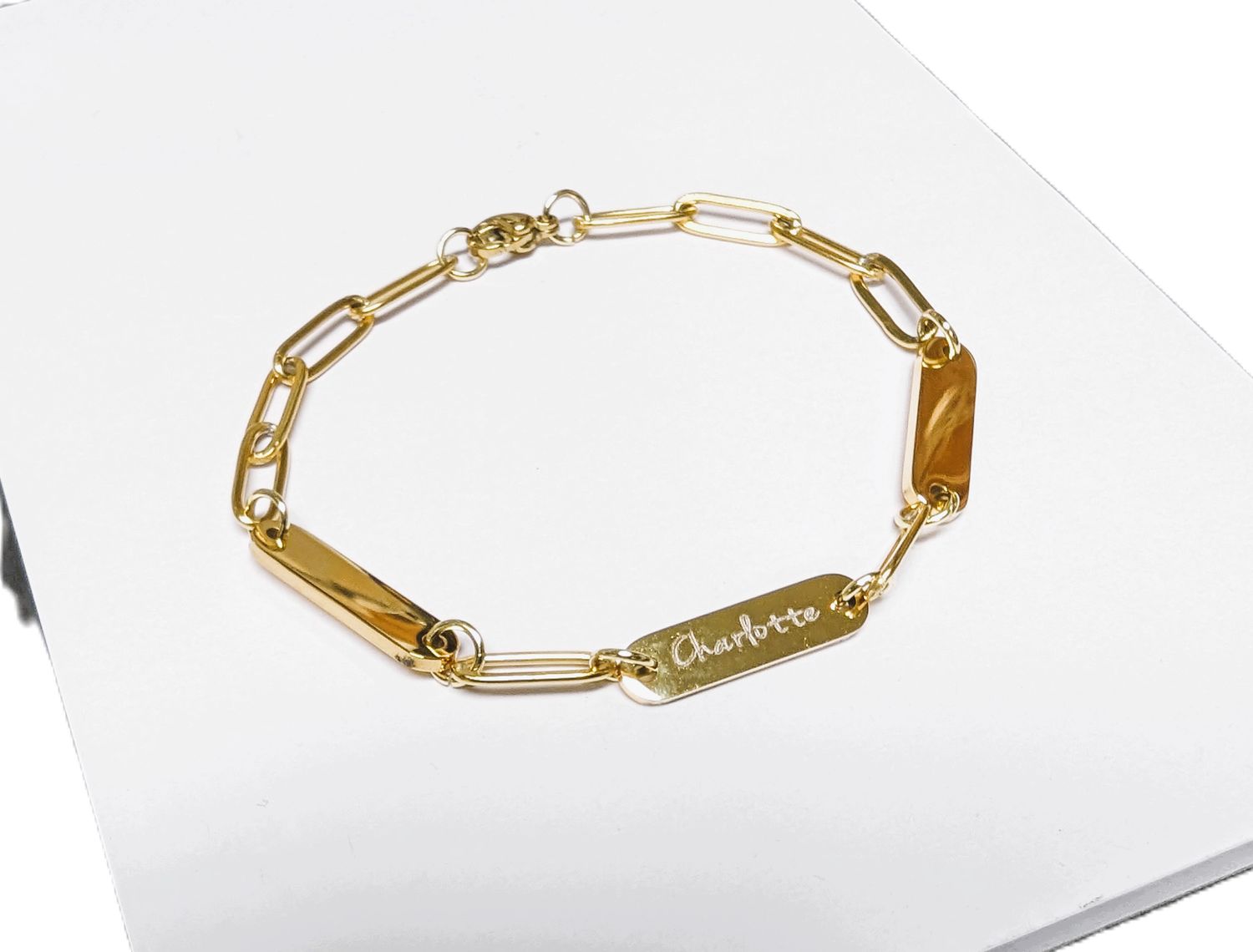 High quality, personalized and exclusive identity bracelet