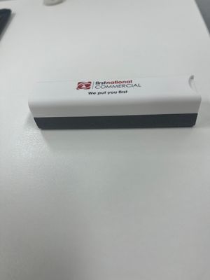 FN Commercial screen cleaner