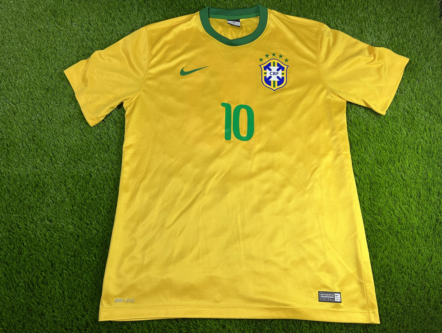 נבחרת ברזיל מדי בית 2014-2015 #10 ניימאר ג׳וניור