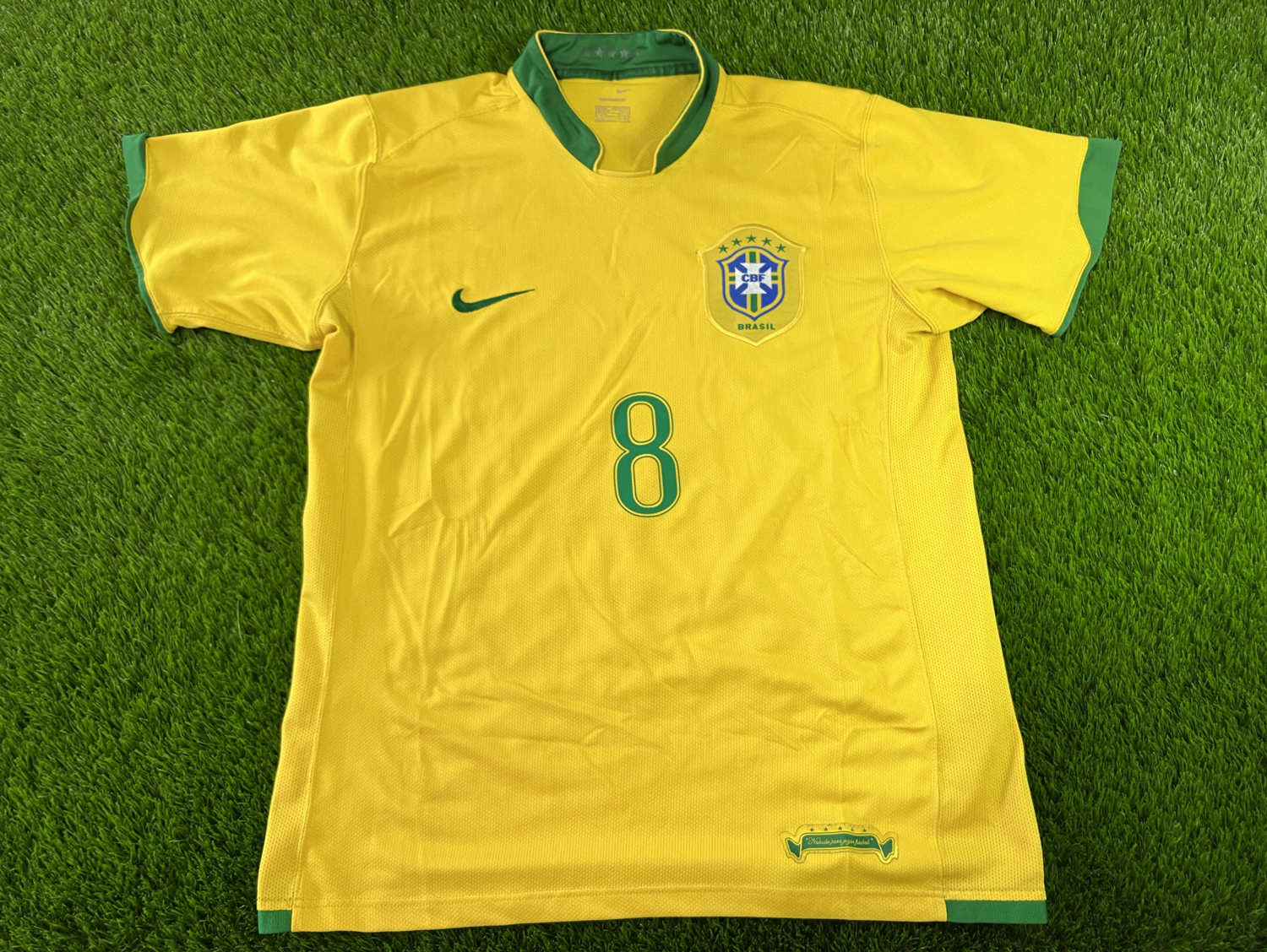 נבחרת ברזיל מדי בית 2006-2008 #8 קאקא