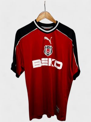 בשיקטאש מדי חוץ 2001-2002