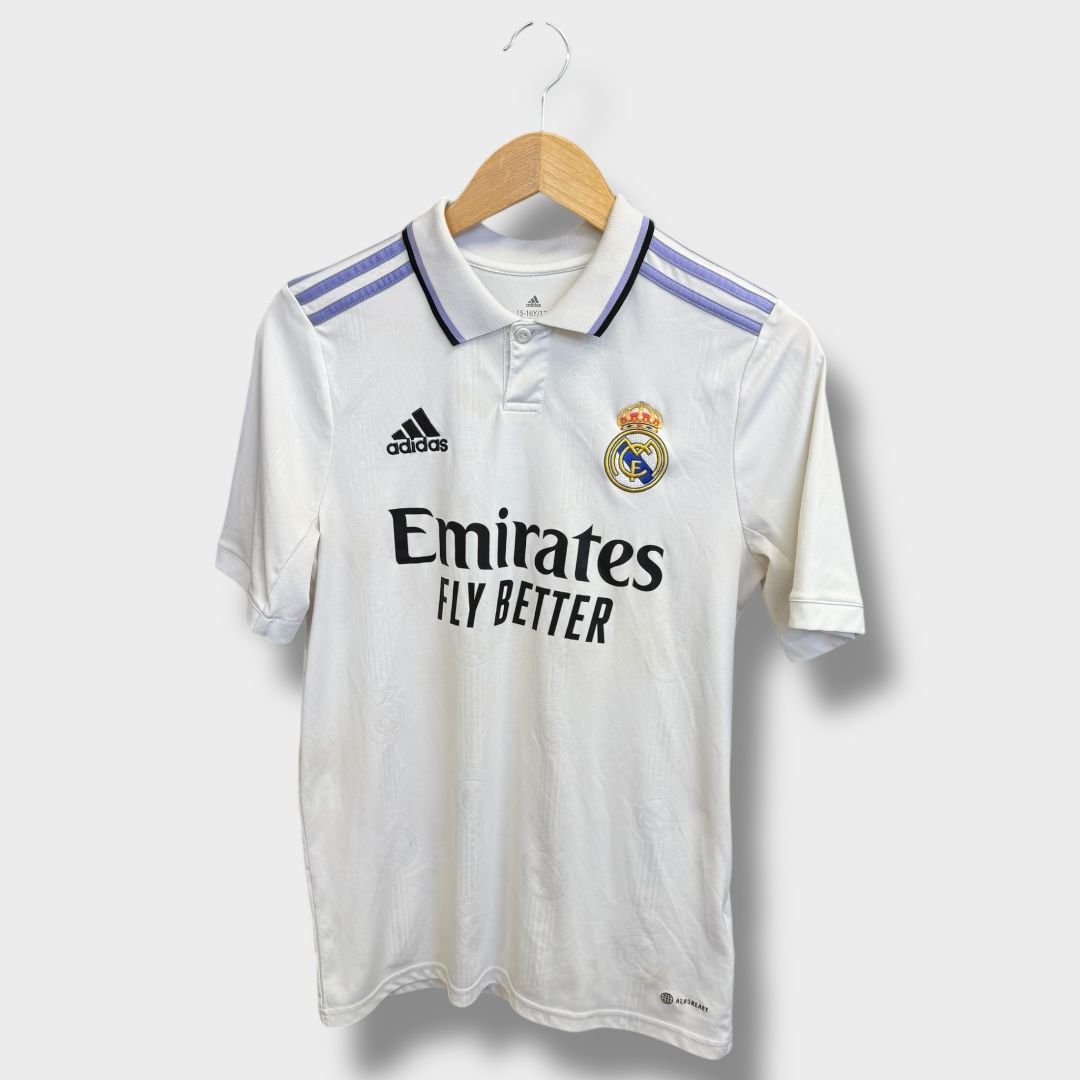 ריאל מדריד מדי בית 2022-2023