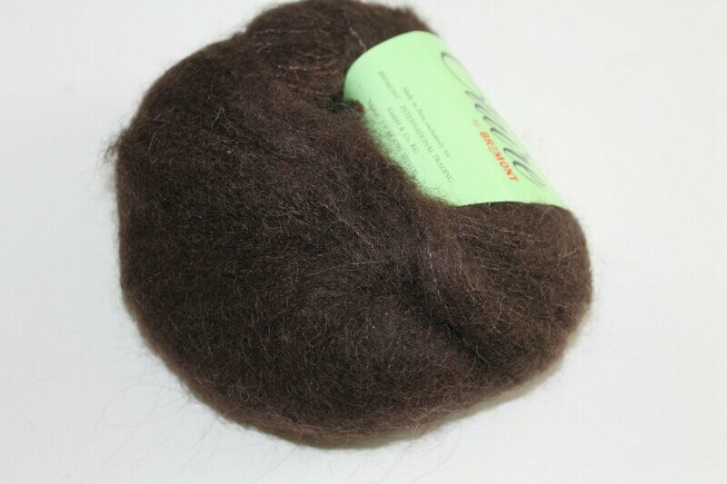 Claire, Farbe dunkelbraun Fb. 1811 Claire, Farbe dunkelbraun Fb. 1811