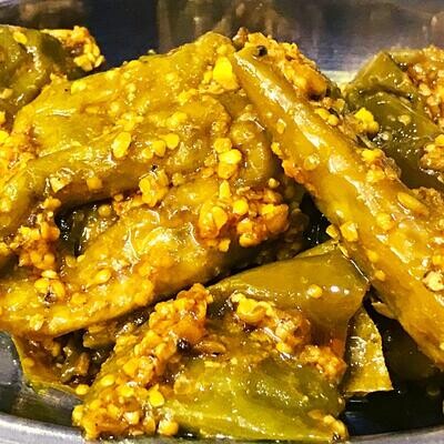 Banarasi Green Chilli Pickle | Hari Mirch ka Achar | Spiced Green Chilli Pickle | Original Home Made Taste with Mustard Oil | Pantry Must Have | 400GM | Pack of 1