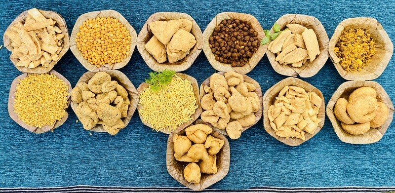 Allahabad&#39;s Bestseller | Pure Ghee Jumbo Snacks Box | Super Saver Combo 6.5 Kg (500gm each, 13 products)