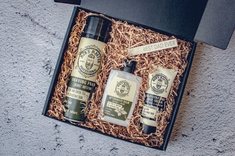 Shaving box