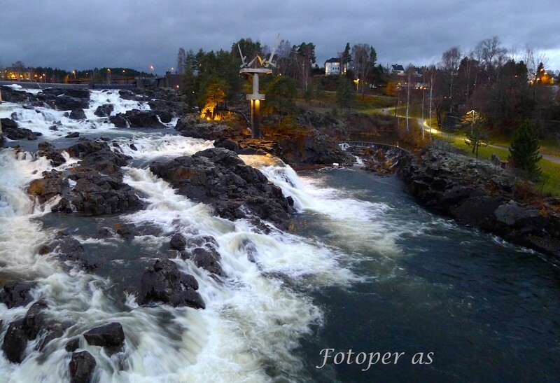 Hønefossen, vann