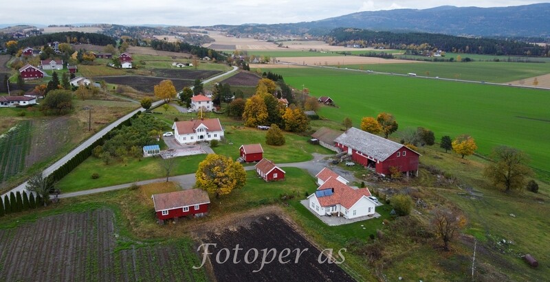 Bjørnstad gård, Hole