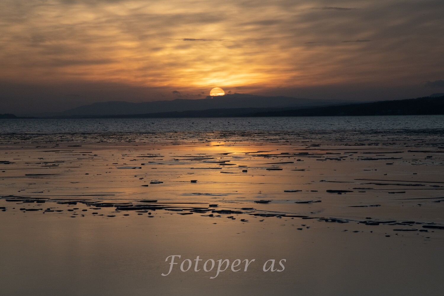 Røsholmstranda, solnedgang, vinter