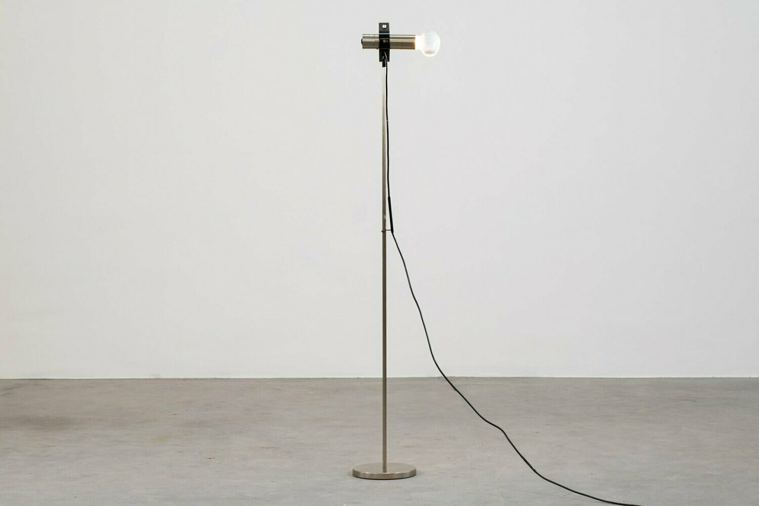Angelo Ostuni and Renato Forti Floor Lamp 399 Oluce 1960