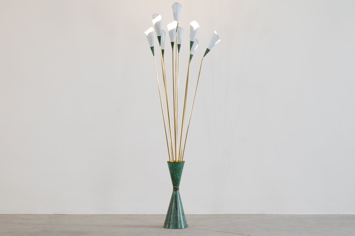 Floor Lamp in Brass Italian Manufacture 1950s