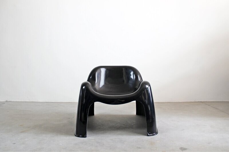 Sergio Mazza Toga Chair in Black Fiberglass for Artemide 1960s Italy