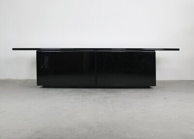 Giotto Stoppino Sheraton Sideboard in Black Lacquered Wood by Acerbis 1977