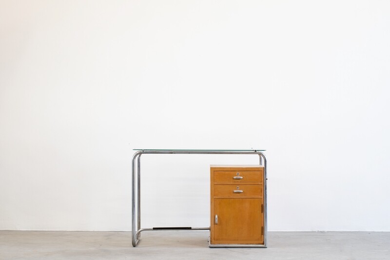 Osvaldo Borsani Wooden Desk with Drawers Italian Production 1930
