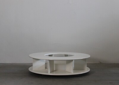 Superstudio Baazar Round Low Table in White Lacquered Wood by Giovannetti 1968