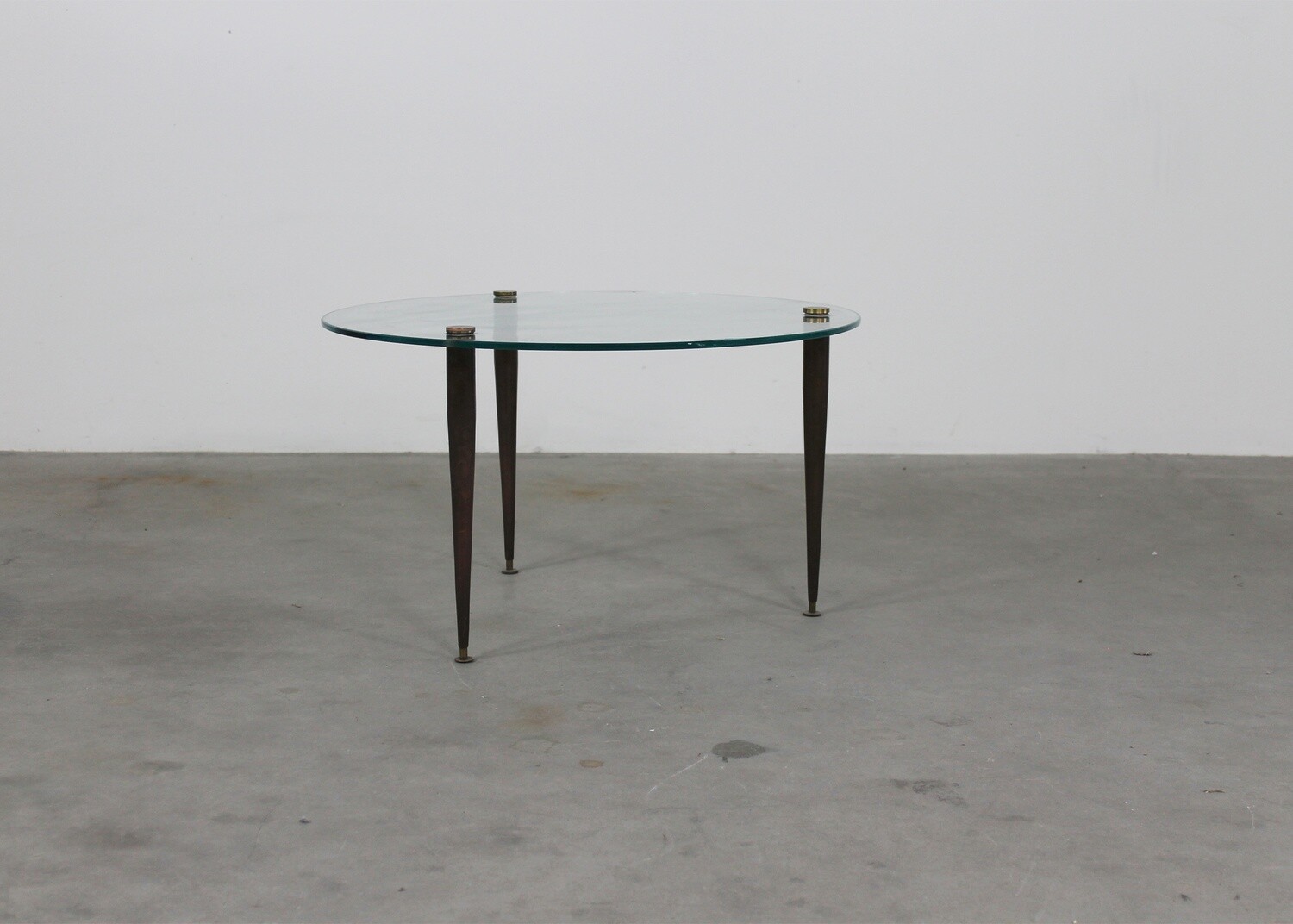 Round Coffee Table with Crystal Top and Brass Legs Italian Manufacture 1950s