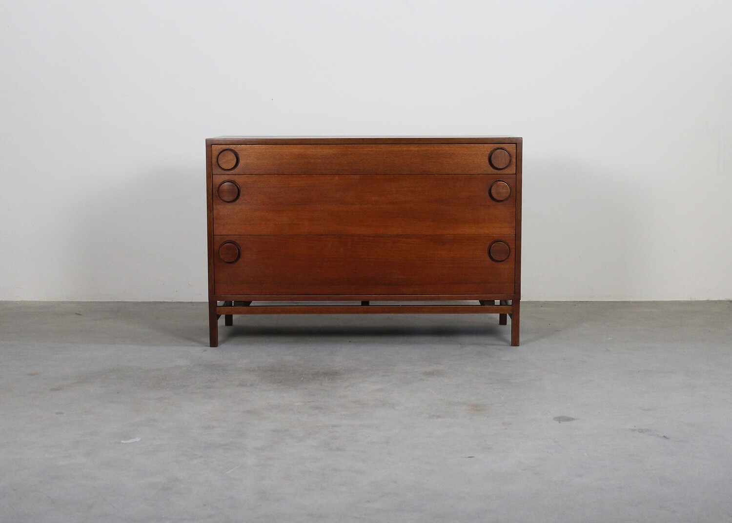 Mid-Century Modern Chest of Drawers in Wood Italian Manufacture 1960s