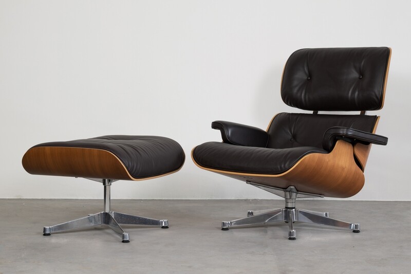 Charles & Ray Eames Lounge Chair 670 and Footrest 671 for Vitra