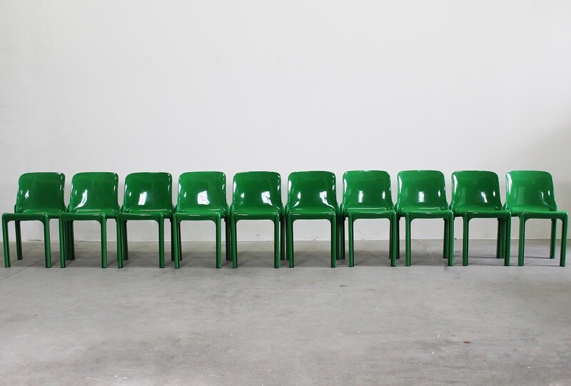 Vico Magistretti Set of Ten Green Selene Chairs by Artemide 1970s Italy