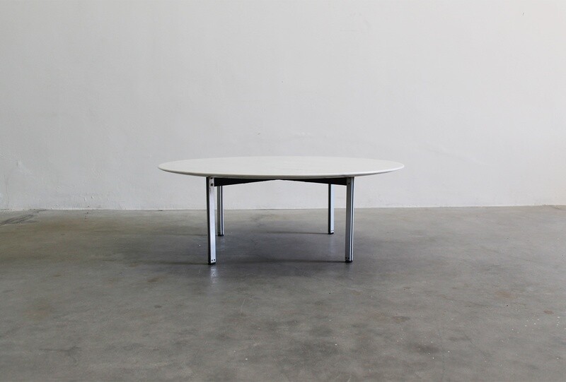 Florence Knoll Round Low Table in White Marble and Metal by Knoll 1950s