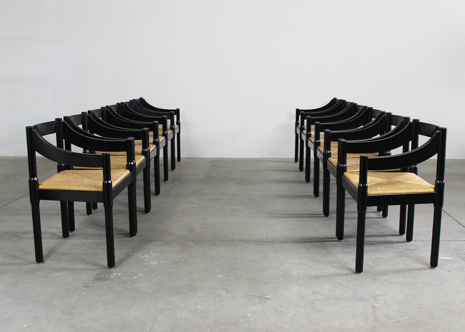Vico Magistretti Set of Twelve Black Carimate Chairs by Cassina 1960s