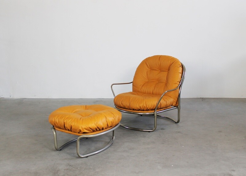 Carlo de Carli 915 Armchair with Footrest in Metal and Leather by Cinova 1970s