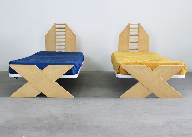 Gigi Sabadin Set of Two Andromeda Single Beds in Oak by Stilwood 1970s